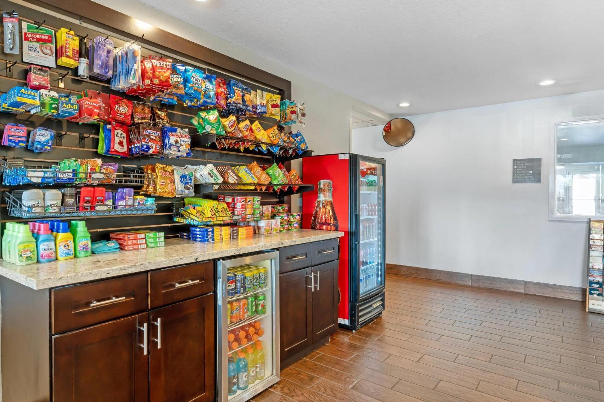 Comfort Inn & Suites Sacramento - University Area מראה חיצוני תמונה