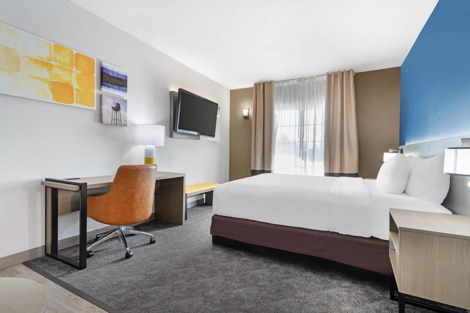Comfort Inn & Suites Sacramento - University Area מראה חיצוני תמונה