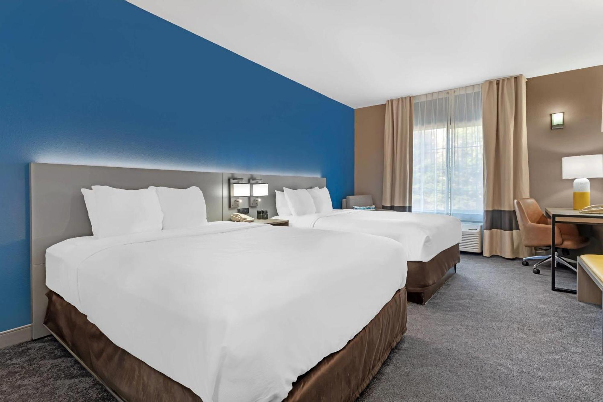 Comfort Inn & Suites Sacramento - University Area מראה חיצוני תמונה
