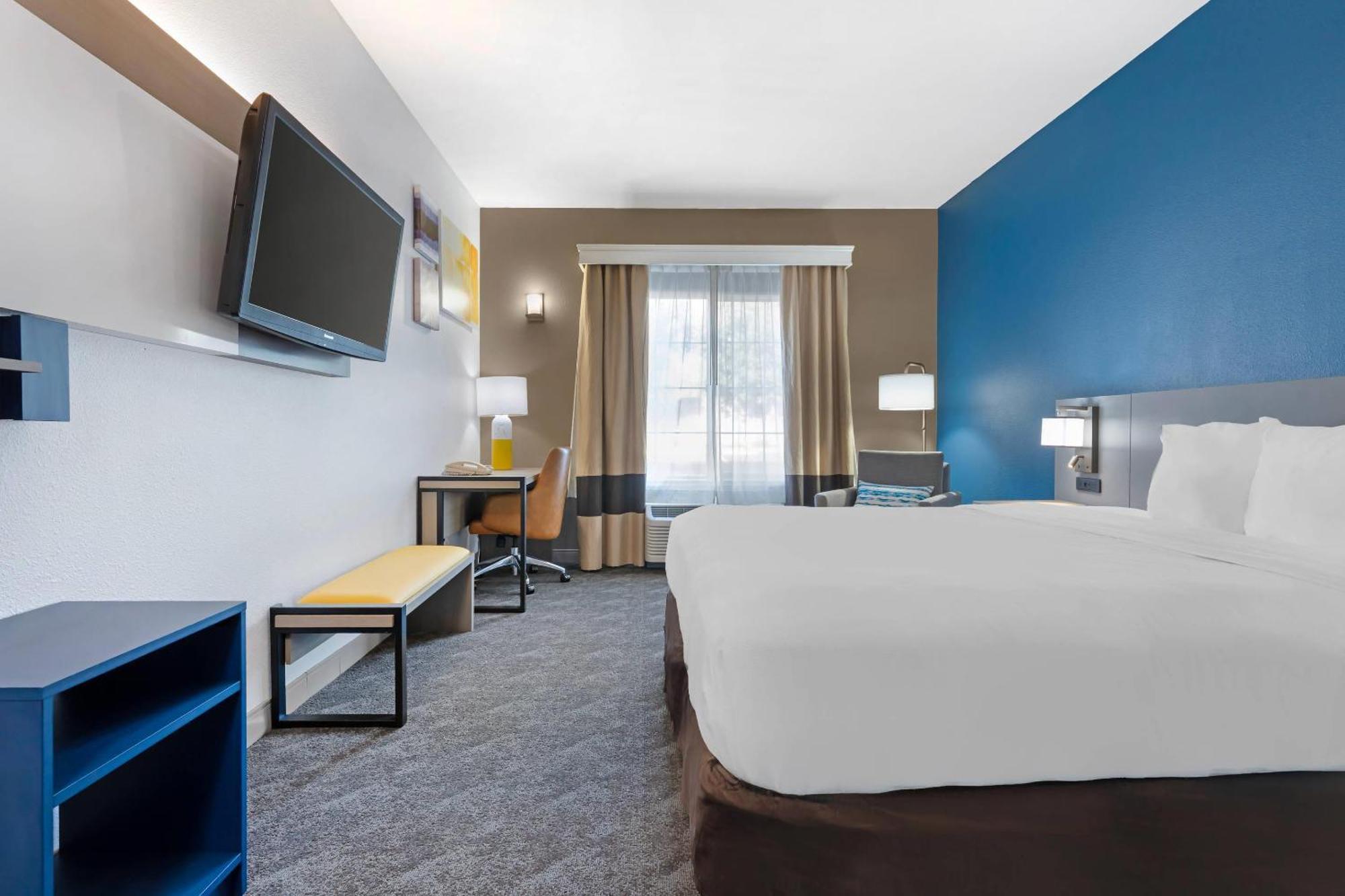 Comfort Inn & Suites Sacramento - University Area מראה חיצוני תמונה
